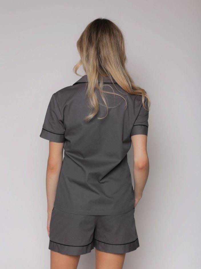 Alicia Grey - Pajamas with shorts (15 colors) - the-homely.com